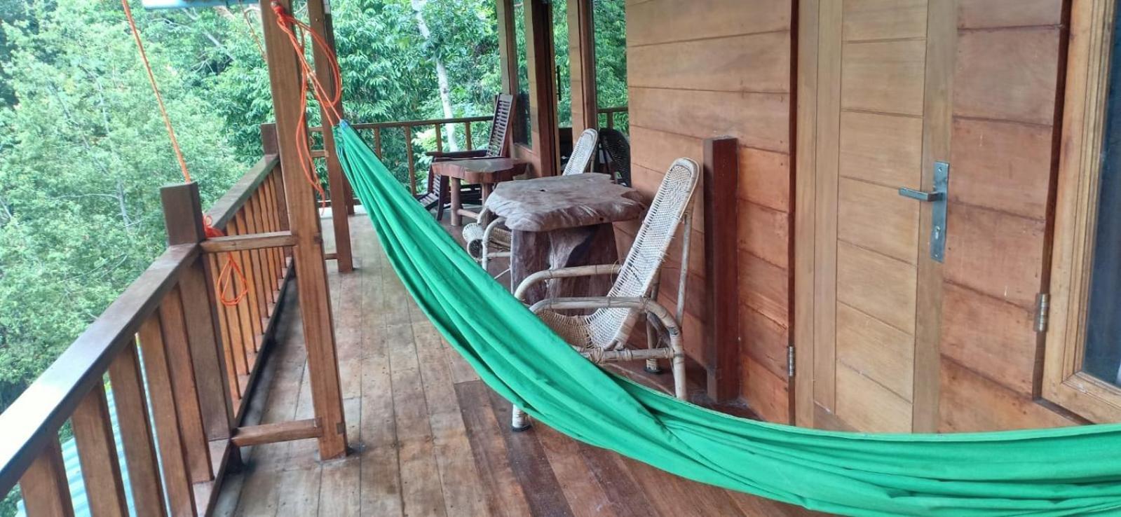 On The Rocks Bungalows, Restaurant And Jungle Trekking Tours بوكيت لاوانج المظهر الخارجي الصورة