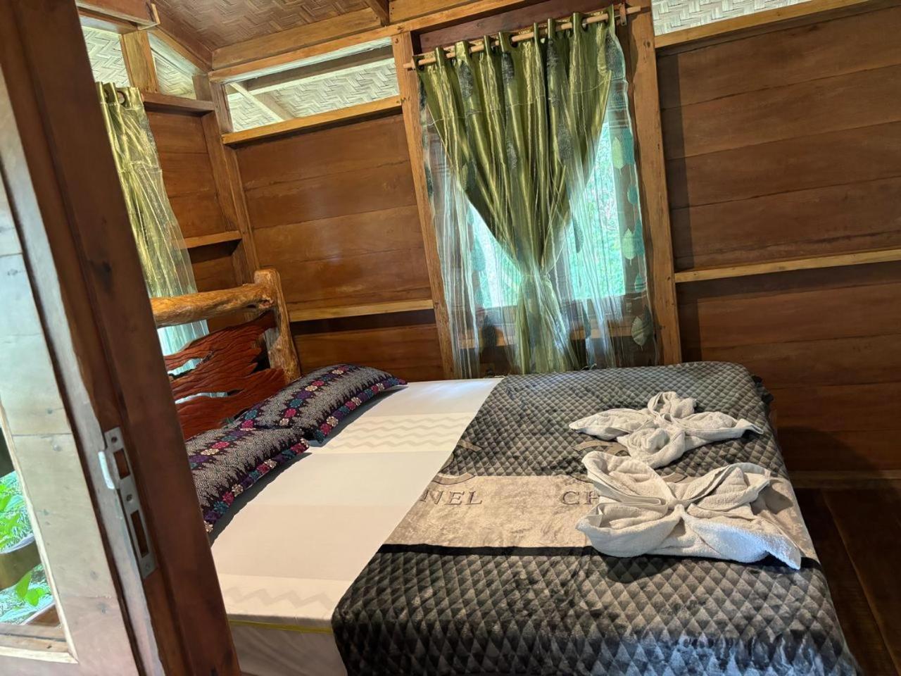 On The Rocks Bungalows, Restaurant And Jungle Trekking Tours بوكيت لاوانج المظهر الخارجي الصورة